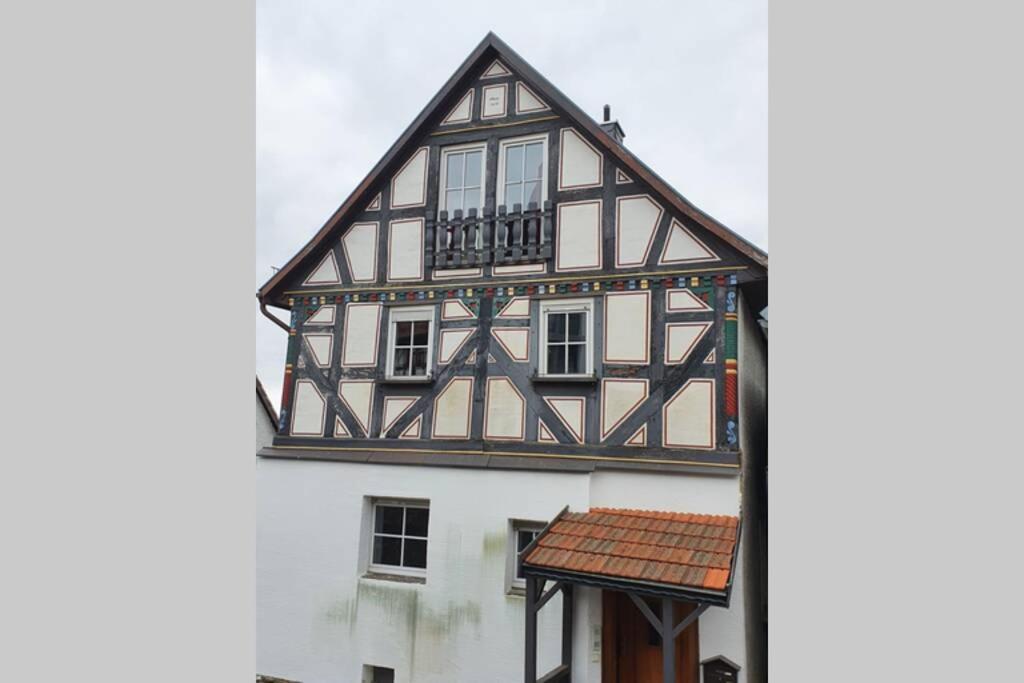 Stadtb,Burggleiberg,Whirlpool,2Xbad,3Zimmernetflix Villa Krofdorf-Gleiberg Buitenkant foto